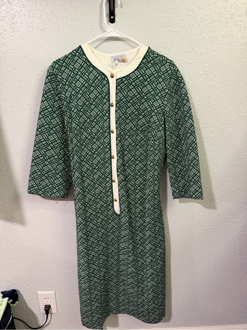 Vintage 1979s Nelly Don Green Geometric Midi Dress with Contrast Trim